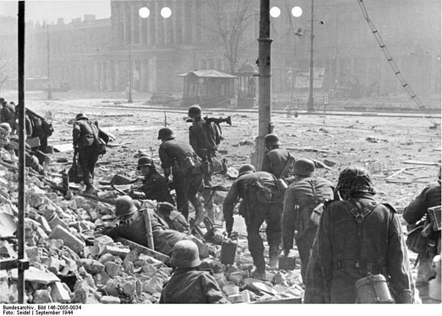 File:Bundesarchiv Bild 146-2005-0034, Warschauer Aufstand, deutsche Soldaten.jpg