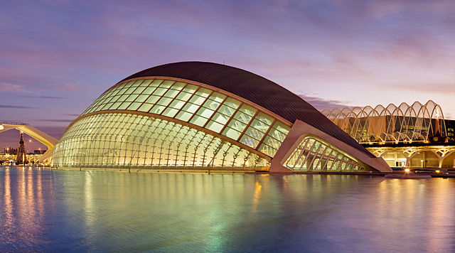 File:Hemispheric - Valencia, Spain - Jan 2007.jpg